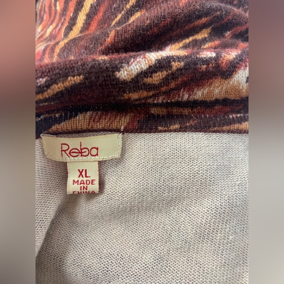 Reba Animal Print Top with Button Detail - Picture 4 of 6